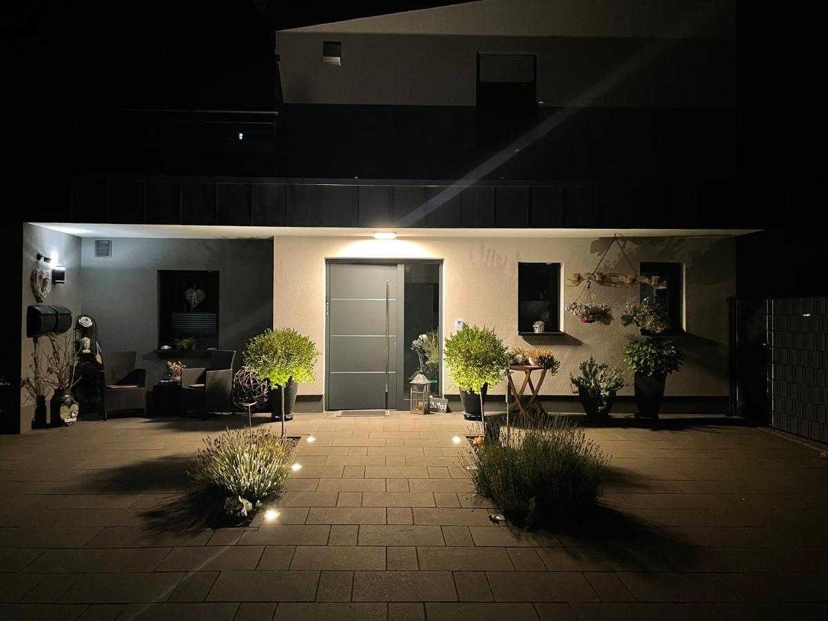 #Neu L Seeblick L Netflix L Boxspring L Nespresso L E-Tuer L Terrasse L 82M2 Ulmen Exterior photo