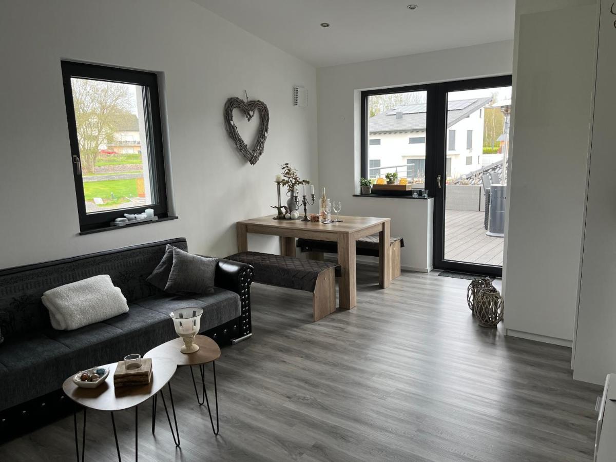 #Neu L Seeblick L Netflix L Boxspring L Nespresso L E-Tuer L Terrasse L 82M2 Ulmen Exterior photo